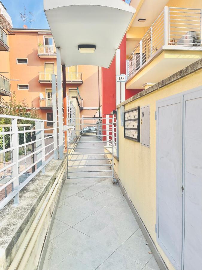 Apartament Mi Casita Bolonia Zewnętrze zdjęcie